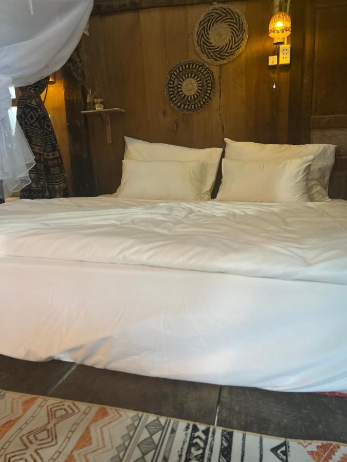Du Gia Thu'S Homestay Làng Cac Buitenkant foto