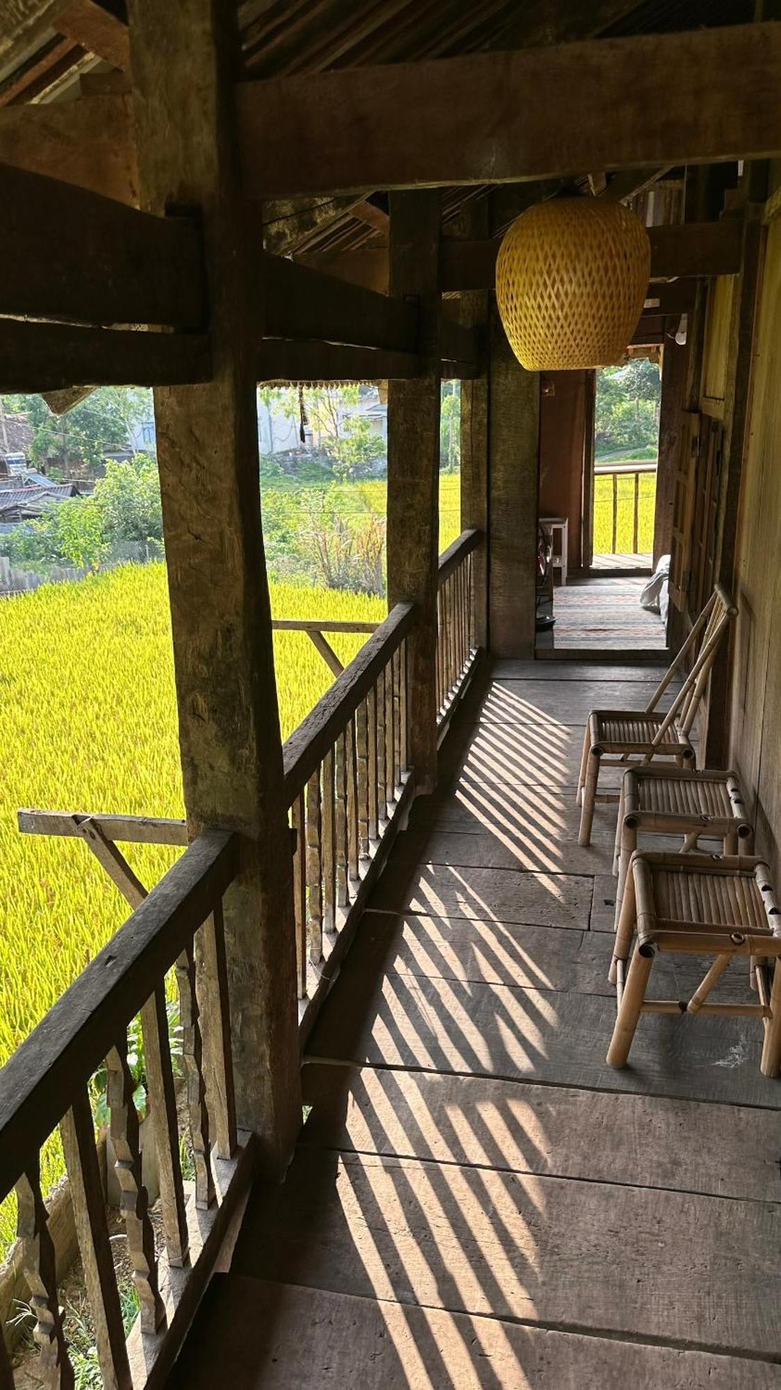 Du Gia Thu'S Homestay Làng Cac Buitenkant foto